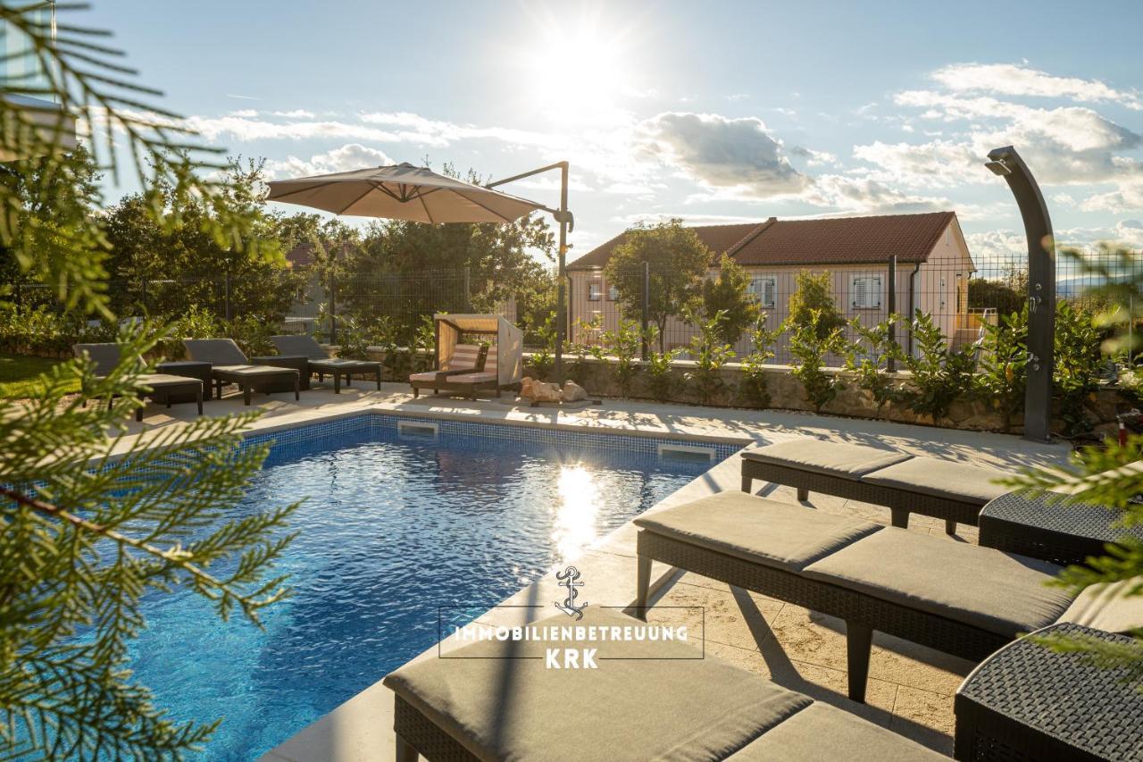 Villa Richard มาลินสกา ภายนอก รูปภาพ